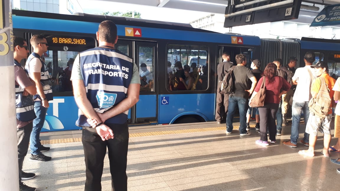 indústrias e mercados deverão abrir em horários distintos no RJ